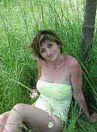 a woman located in Reedley, California